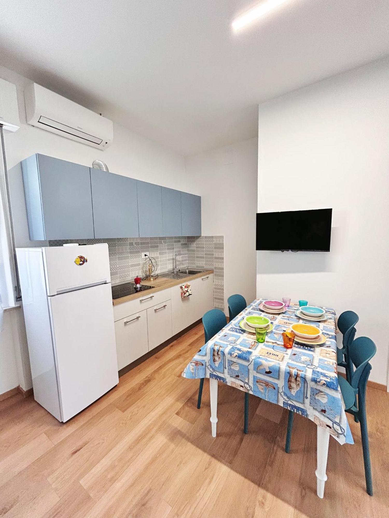Apartamento Conero-Alba Al Mare-3 Min A Piedi Dal Mare, Adiacenti E Corti *